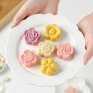 Strumenti di cottura 20g Fiore Mini Moon Cake Stampo pressato a mano Per uso domestico 30g Accessori per pasticceria fondente 1 barile 6 francobolli