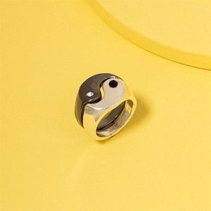 Cluster Ringen Ins Creatieve Yin Yang Gossip Ring Eenvoudige Metalen Druppel Olie Tai Chi Gekoppelde Set Voor Vrouwen Mannen Paar mode-sieraden Cadeau