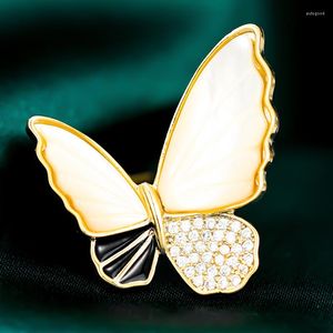 Brooches Fashion And Atmosphere Hundred Shell Butterfly Brooch Needle Female Personality Temperament Trendy Suit Accessories Pins