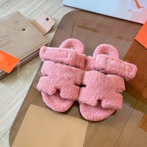 Sandali firmati Pantofole da donna Pantofole in pelle scamosciata Sandali pelosi Scivoli in pelliccia Scarpa di lusso alla moda