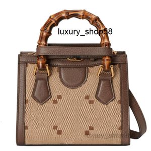 5A Bag Bags Shopping 5A Totes SaffianoShoulder Bags Designer Women's Leather Jumbo S Tryckt Diana Mini Tote Hardware Bamboo Handlar Female Crobody Beach Shoppin