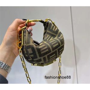 Luksusowa torba mody Portfel Cross Body 2022 5A torebki dla kobiet zabytkowe zestaw sprzętowy z torebkami paska skórzane czarne złote torby hobo makijaż luksus