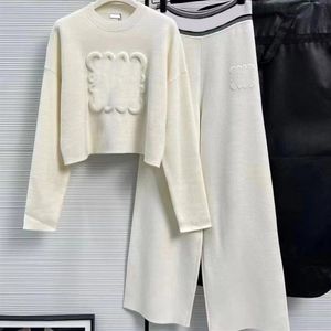 Autumn and winter women tracksuit ladies suit pullover leisure sweater pants round neck style printed letters289V