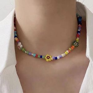 Ketten böhmische Perlenkette Blumenarmband farbige kurze farbige Glasur Sommerperlen Schmuck