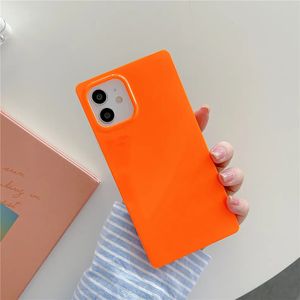 Luxury T Orange Powder Green Square Protect Fall för iPhone 15 14 13 11 12 Pro Max 14 15 Plus Cover