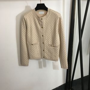 Klassiska rutiga tröjor Coat Womens Plus Size Cardigan Sweater Crew Neck -knapp Designer Tröja Personlighet Jackor Kläder