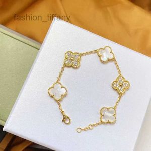 Van 4/quatro folhas Cleefly Clover Charme Cores Pulseiras Pulseira Corrente 18k Ouro Ágata Concha Madrepérola para Mulheres Meninas Joias de Casamento Presentes Atacado