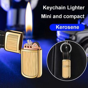 Lighters Metal Vintage Mini Kerosene Lighter Grinding Wheel Keychain Stylish Petroleum Lighter Outdoor Portable No Gasoline Fire Ignition 6O1I