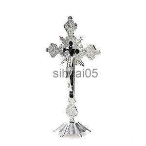 Hänghalsband exorcism korskyrkan reliker Jesus på stativet korsvägg Crucifix Antique Home Chapel Decor Zinc Eloy Material Partihandel x1009