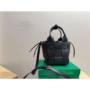 2023 Designer bag wallet designer woman bag handbag Luxury shoulder clutch bags new style top quality Fashion knitting bag portable