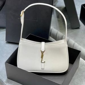 Lady White Saddle Pochette Armpit Bag Luxury Tote Purse and Handbag äkta läder Kvinnors lolita väska män axel crossbody designer mode grossistkopplingar