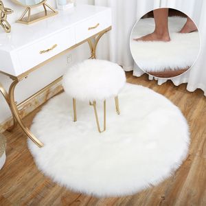 Dywany okrągłe białe nowoczesne miękkie owczeginki długie włosy puszyste dywaniki Faux Fur Pluszowe wełniane dywan do sypialni łóżko Dekor Home Decor Mat 231009