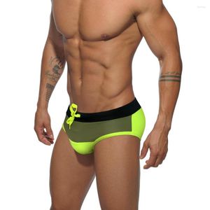 Mäns shorts WK137 Bright Tight Sexy Low Midje män badkläder 2023 Summer Beach Surf Bikinis Swim Bripts Trunks Swimming Baddräkter