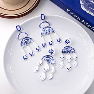 Ohrhänger im chinesischen Stil, elegante blaue und weiße Porzellanfragmente, Retro-Acryl, geometrisch, für Damen