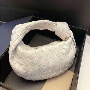 Women Handbag Bottegaaveneta Early spring online Red hand-held croissant cloud trend versatile woven women's cowhide hand L Q7VD