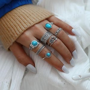 Cluster Rings 2023 Vintage Engrave Rose Flower Turquoise Retro Wedding Anniversary Stone Jewelry Anillos Gift For Sister Driend