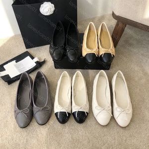 Buty designerskie Balet Flats Luksusowa włoska marka Klasyczne sandały Kobiety wiosna i jesienne buty swobodne buty dwa kolorowe patchwork okrągły palce w nagie eleganckie szlachetne lady a2