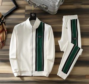 Herrspårar Roman Cotton Casual Designer Sportwear Set With Men's Green Stripes 2023 Ny tvådelar Set M-3XL