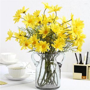 Decorative Flowers 5 Heads/Branch Artificial Small Daisy Plastic Flower Party Home Decor Wedding Accessories Mini Fake Gift