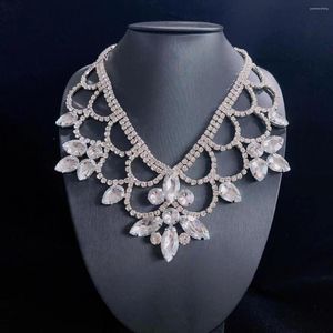 Ketten 2023 Mode Luxus Glänzende Strass Tröpfchen Kristall Halskette frauen Geometrie Big Neck Schmuck Geschenk Großhandel