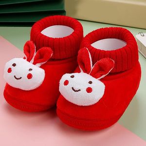 Scarpe invernali da cartone animato per primi camminatori per bambini con suola morbida che camminano in peluche e zapatos caldi in cotone spesso