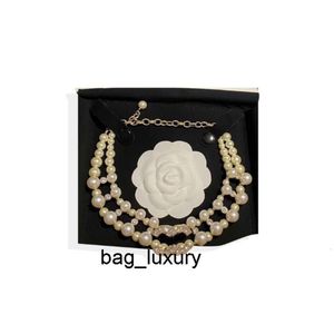 fashion luxury Chain Pearl 18K Gold Necklace Fashion New Designer Choker Luxury Love Pendant Necklace High Quality Gifts Love Jewelry Fashion Girl Family Jewelry Wh