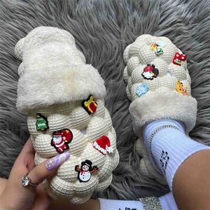 Hip Sandals Women Winter Warm Cotton Bubble Slides With Christmas Charms Girl's Luxury Designer Bag Massage Slippers Hot 230417