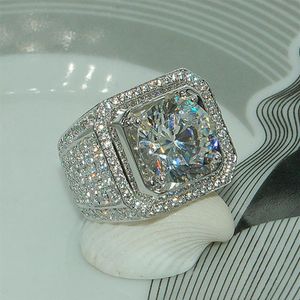 Çarpıcı El Yapımı Moda Takı 925 STERLING Gümüş Popüler Yuvarlak Kesilmiş Beyaz Topaz CZ Diamond Full değerli taşlar Erkek Düğün Rin279t