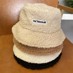 Wide Brim Hats Bucket Hats Lamb Faux Fur Bucket Hat Winter Warm Furry Hats for Women Lady Thicken Fisherman Hat Caps Outdoor Fishing Hiking Camping Hats 231009