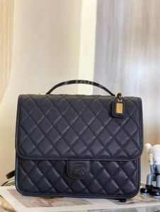 Bolsas de moda backpack bolsa de couro bolsa acolchoada de pele de ovelha em couro submetido de maneira retrô de grande capacidade pode armazenar pequeno computador