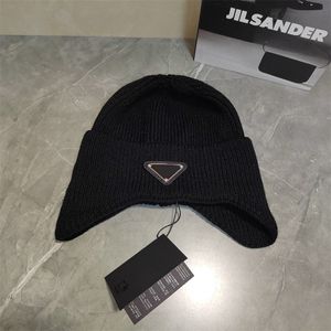 Presente e gorro gorro masculino chapéus presente designer de moda boné feminino outono / inverno chapéu de malha térmica esqui marca gorro de alta qualidade orelha br