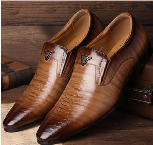 Retro Style Men's Formal Shoes High Quality Men Business Leather Shoes Luxury Male Dress Shoes Loafer Shoes