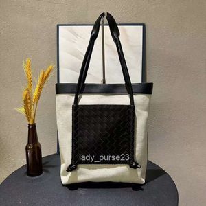 Bottegaas Fashionable 2023 Venetas Flipflap Woven Lady Tote Bags Bag Color Briefcase大容量ハンドバッグ垂直ホワイトビーチWZBVをブロックする