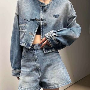 designer luxury Women jackets denim long sleeve Button Letter Triangle Autumn Spring jacket Fashion Jeans coat Classic Windbreaker Coats Asian size