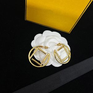 Män designer örhängen mode guld båge örhängen lyxiga dam kvinnor hoops örhänge fest engagemang smycken för brud studs älskare b2940