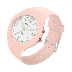 Wristwatches Women's Watches Fashion Luminous Wrist Watch Vintage Ladies Irregular Clock Mujer Bayan Kol Saati Montre Feminino