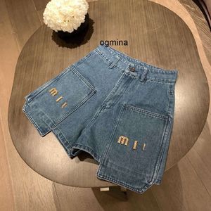 5A Summer Women's Blue Sticker Shorts, Denim Fabric Can Not Afford to Ball Anti-wrinkle, Straight Tube Version of Casual Fashion, Every Day Party.