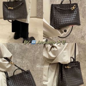 Bag Venetabag Real Leather Designer Lady Bags Andiamo äkta Tote Woven Luxury Handbag Single Shoulder Messenger Small Square Portföljer Totes