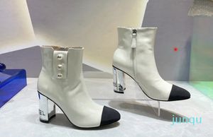 Botas femininas sapatos de designer de luxo ROCKOKO sapato de motociclista com tecido elástico original FF LOGO -N077