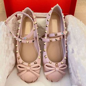 Valentine Shoes Bestquality Designer Satin Studs Ballerinas with Toneontone Fairy Cross Buckle Ballet Shoes Bow Rivet Flat Bottom Shallow Flat Bottom Shoe He