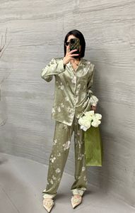 2023 Autumn/Winter New Chinese Autumn and Winter New Yulan Flower Pajama Set Women's pajamas clothes Christmas gift