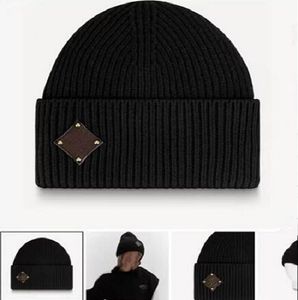 Toppförsäljning män beanie vinter unisex stickad hatt v motorhuvskalle mössor stickade hattar klassiska modevinnor casual utomhusdesigner beanies gåva