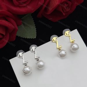 Pearl Stud Earrings Designer Jewelry Fashion Silver Earring for Lady Women Party Studs Hoops Wedding Engagement for Bride Box Single Studs Letter Pendant with Box