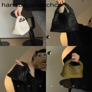 BottegassVenetas Bags Hop for Personal Use in the Entire Officei Love Highquality Hand Woven Handbags Smallmediumlarge fjj