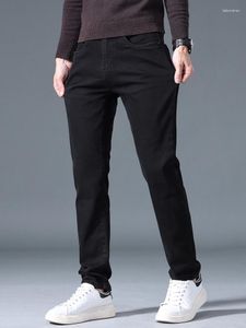 Mäns jeans 2023 Autumn Stretch Cotton Classic Black Blue Slim Fit Straight Denim Pants Casual Spandex Manliga byxor