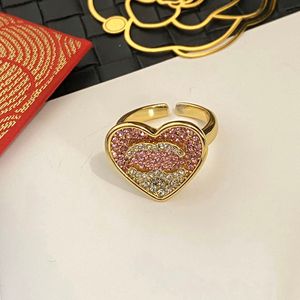 Luxuriöser, eleganter rosafarbener Liebesring, Designer-Schmuck, Ringauswahl, hochwertiges Geschenk, hochwertiger, exquisiter Stil, Familie, Studenten, Auswahl, 18 Karat vergoldet, verstellbar