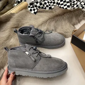 Botas de grife casuais de cano alto masculino australiano de lã em uma bota de algodão quente e fofa bota de tornozelo plana anticongelante masculina