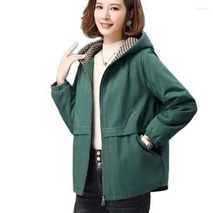 Kvinnors dike rockar jacka och kappa fin höst koreansk casual stand-krage outwear kvinnlig huva vindbrytare foder 4xl H219