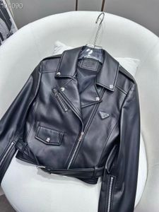 Kadın ceket erkek ceket kadın deri ceket klasik kısa koyun derisi ceket metal üçgen sonbahar sıcak ceket ceketli kısa siyah ceket
