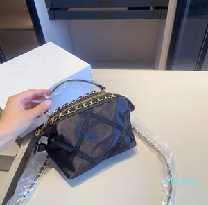 Ny designer väska handväska mini hobo dumpling väskor 7a högkvalitativa kvinnor crossbody väska på väskor avslappnad cluth stjärna samma stil